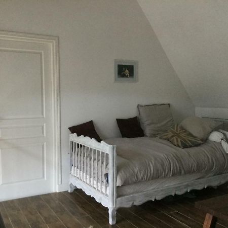 Maison De Sandrine Jumeauville Esterno foto